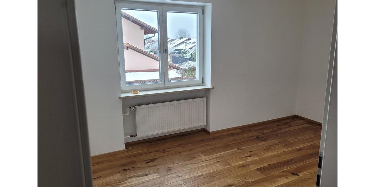 Einfamilienhaus Mühldorf am Inn - 7 Zimmer, 154 m&sup2;, 2.200&euro; | Angebot:25634005
