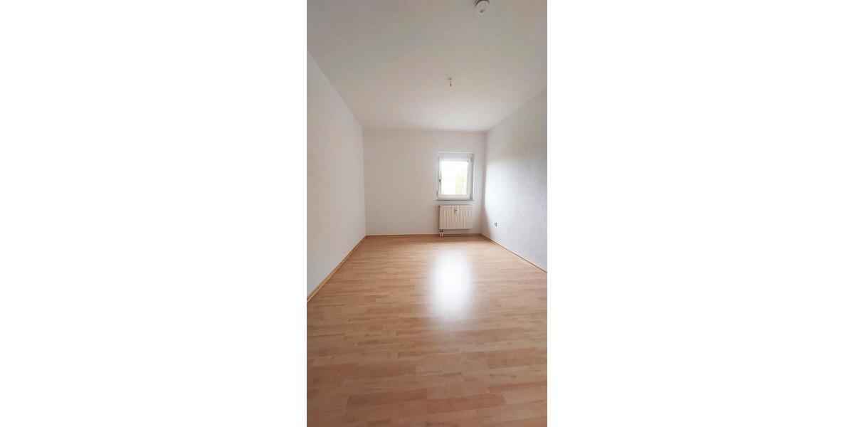 Etagenwohnung Vestenbergsgreuth - 3 Zimmer, 100 m&sup2;, 780&euro; | Angebot:25959527
