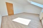 Dachgeschoßwohnung Frickingen - 4 Zimmer, 88 m&sup2;, 1.300&euro; | Angebot:26212062