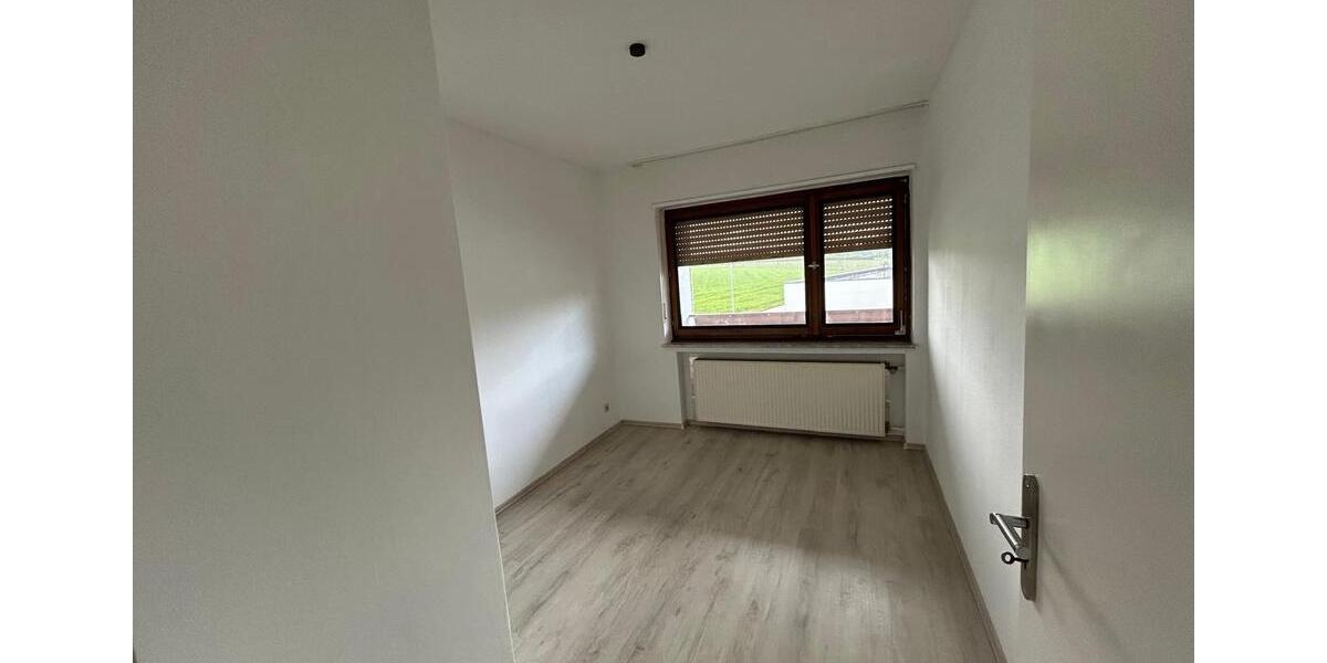 Etagenwohnung Enger - 3 Zimmer, 80 m&sup2;, 650&euro; | Angebot:26478122