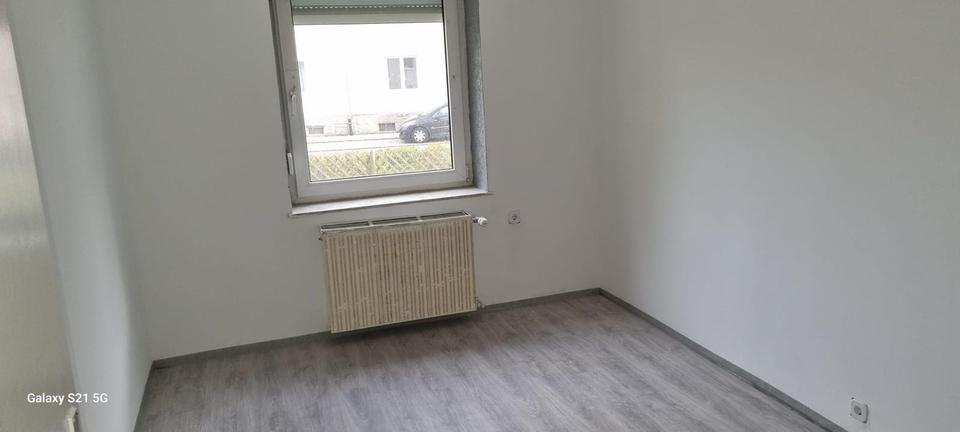 Etagenwohnung Schönwald - 3 Zimmer, 78 m&sup2;, 700&euro; | Angebot:25839160