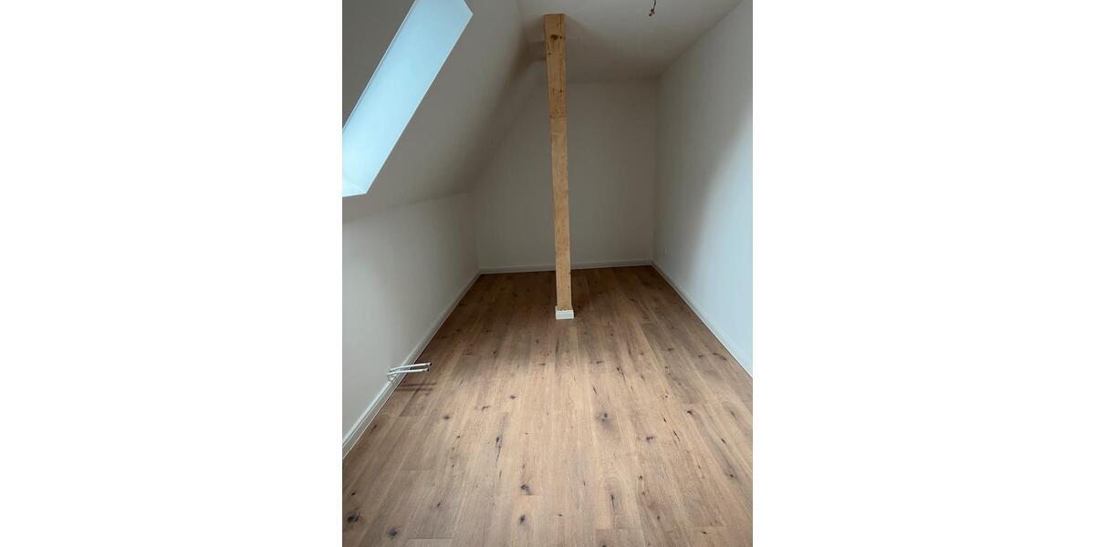Dachgeschoßwohnung Tasdorf - 3 Zimmer, 58 m&sup2;, 510&euro; | Angebot:24536025