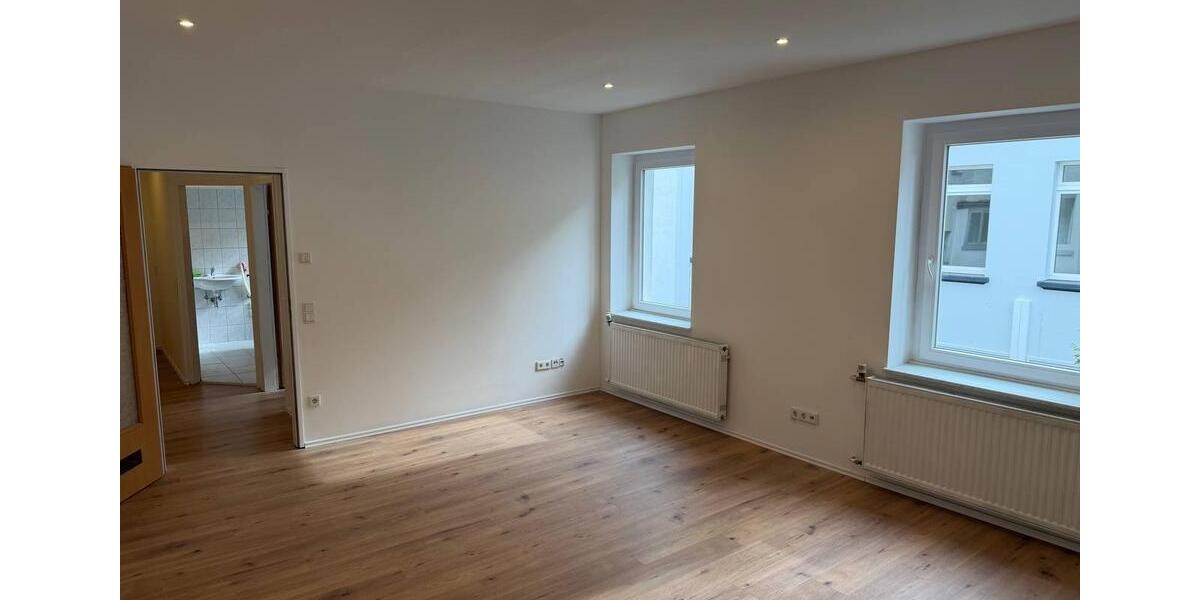 Etagenwohnung Krefeld Cracau - 2 Zimmer, 55 m&sup2;, 470&euro; | Angebot:26399085