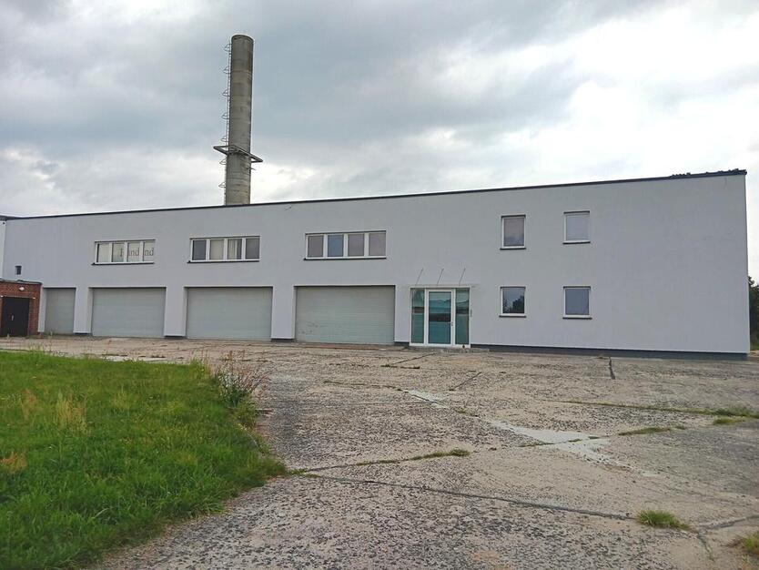 900m² BüroLagerfläche mit viel Freifläche nah an B115 und A4 gelegen AB SOFORT ZU VERMIETEN