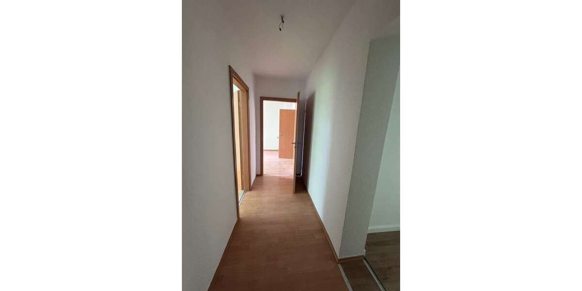 Etagenwohnung Rötha - 4 Zimmer, 79 m&sup2;, 499&euro; | Angebot:26953240