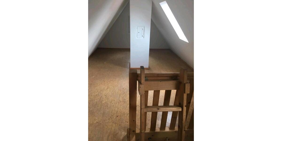 Dachgeschoßwohnung Hösbach - 2 Zimmer, 55 m&sup2;, 520&euro; | Angebot:24841191