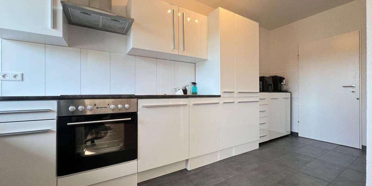 Etagenwohnung Kaiserslautern Einsiedlerhof - 3 Zimmer, 80 m&sup2;, 820&euro; | Angebot:26147410