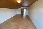 Etagenwohnung Aurachtal - 3 Zimmer, 105 m&sup2;, 900&euro; | Angebot:26022265