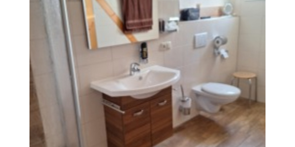 Wohnen auf Zeit Delitzsch - 5 Zimmer, 90 m&sup2;, 80&euro; | Angebot:24523745