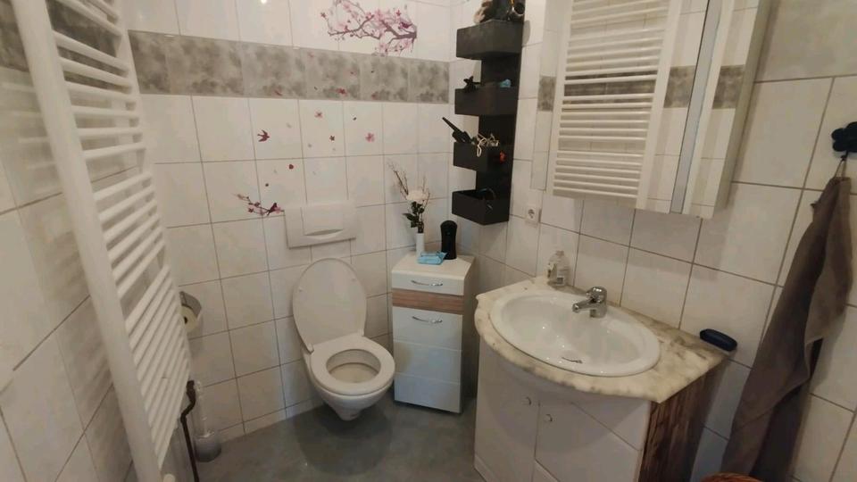 Etagenwohnung Mittweida - 1 Zimmer, 65 m&sup2;, 600&euro; | Angebot:24837684