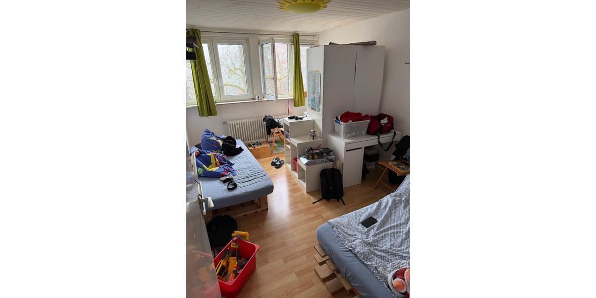 Etagenwohnung Kronberg im Taunus - 3 Zimmer, 90 m&sup2;, 990&euro; | Angebot:24874020