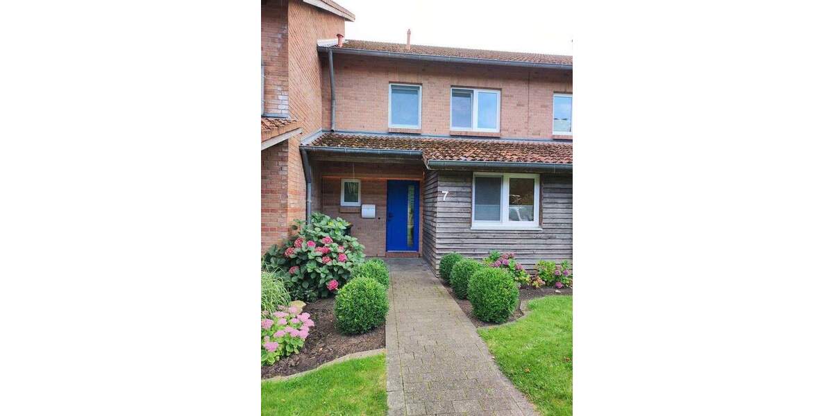 Reihenmittelhaus Albersdorf - 3 Zimmer, 130 m&sup2;, 1.100&euro; | Angebot:24251347