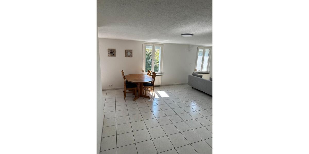 Etagenwohnung Grenzach-Wyhlen Wyhlen - 3 Zimmer, 88 m&sup2;, 1.250&euro; | Angebot:26238403