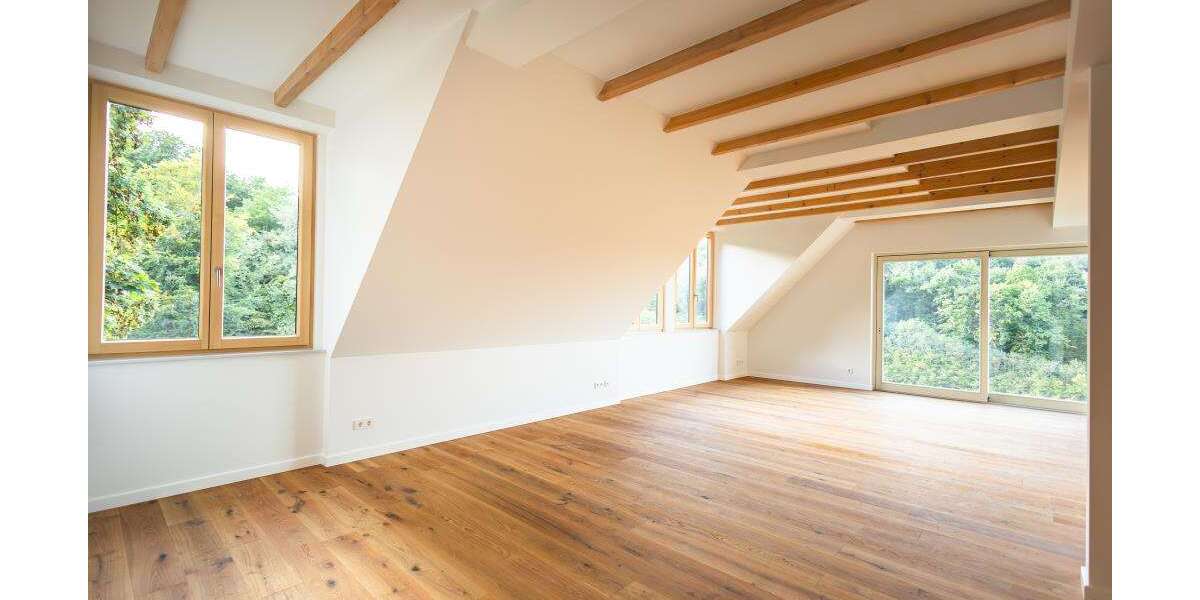 Wohnung zum Mieten in Gera 2.100 € 139.3 m² 4 zimmer