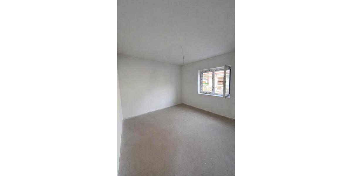 Erdgeschoßwohnung Bösel - 3 Zimmer, 90 m&sup2;, 975&euro; | Angebot:25895354