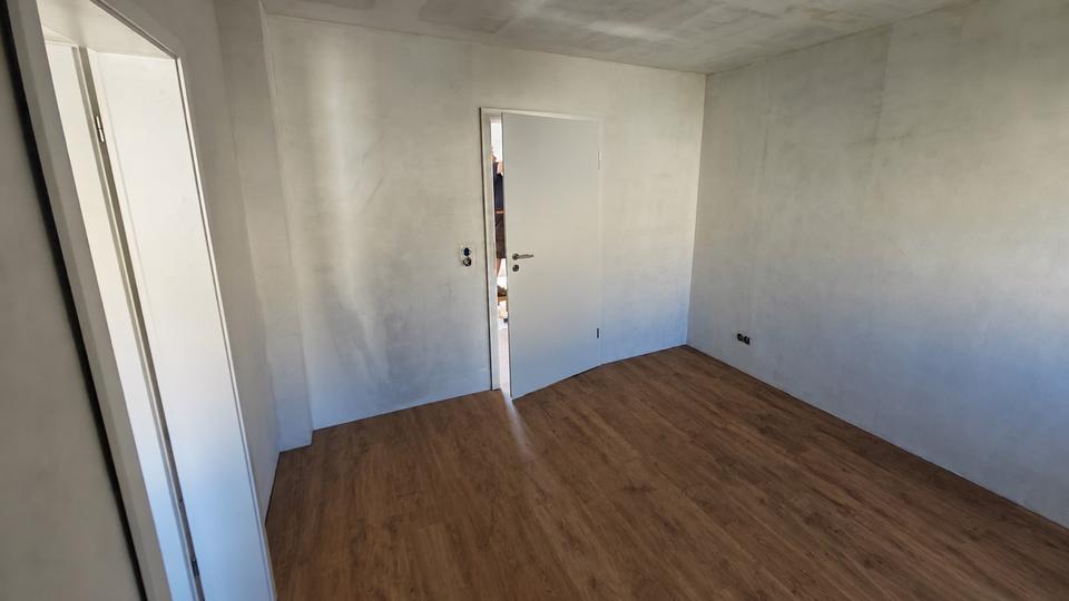 Reihenhaus Ilmenau - 4 Zimmer, 78 m&sup2;, 1.300&euro; | Angebot:26396411