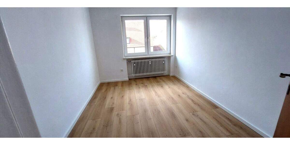 Etagenwohnung Weiden in der Oberpfalz Hammerweg - 3 Zimmer, 86 m&sup2;, 810&euro; | Angebot:25673597