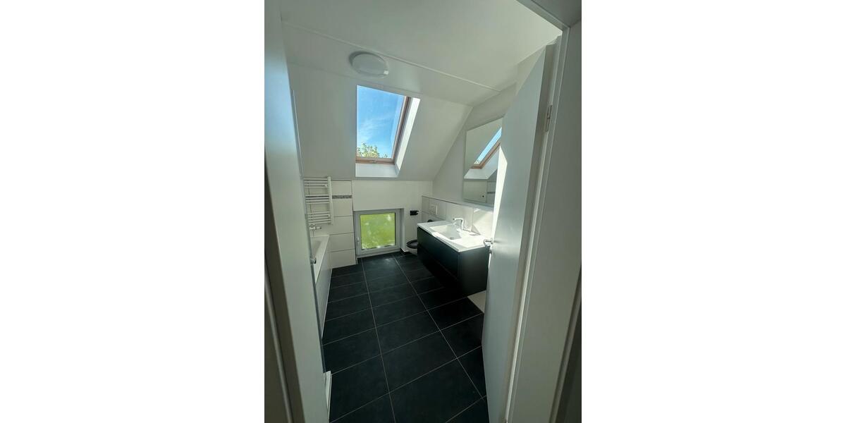 Etagenwohnung Magdeburg Alt Olvenstedt - 3 Zimmer, 90 m&sup2;, 1.000&euro; | Angebot:26463262