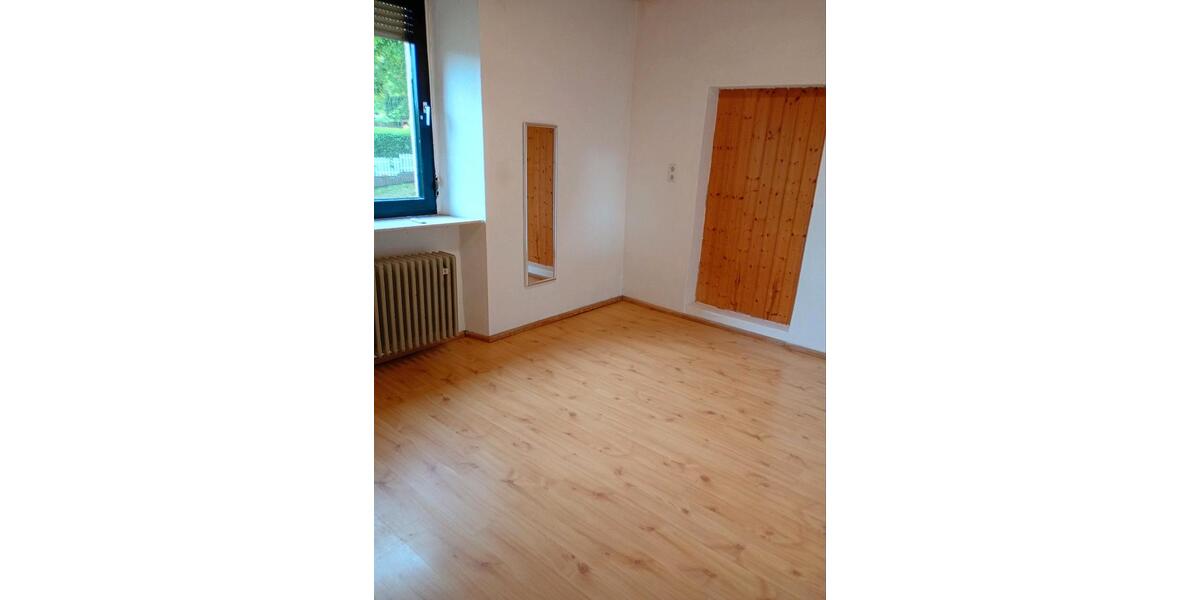 Erdgeschoßwohnung Winnweiler - 3 Zimmer, 65 m&sup2;, 650&euro; | Angebot:26585088