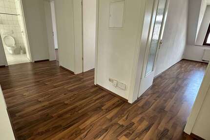 Wohnung Chemnitz Schloßchemnitz - 3 Zimmer, 75 m&sup2;, 380&euro; | Angebot:26186459