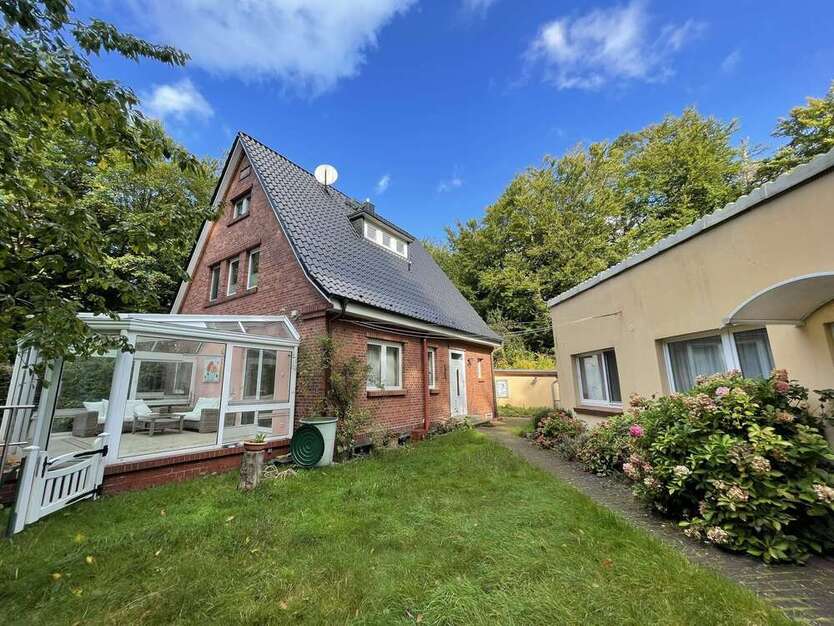Ihr eigenes Haus direkt an der OSTSEE! Mit Wintergarten, Einbauküche und EinliegerWohnung!
