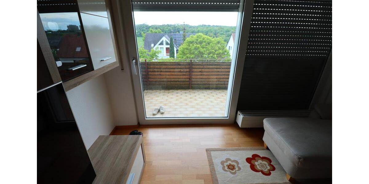 Etagenwohnung Ulm Söflingen - 3 Zimmer, 84 m&sup2;, 1.200&euro; | Angebot:26580018