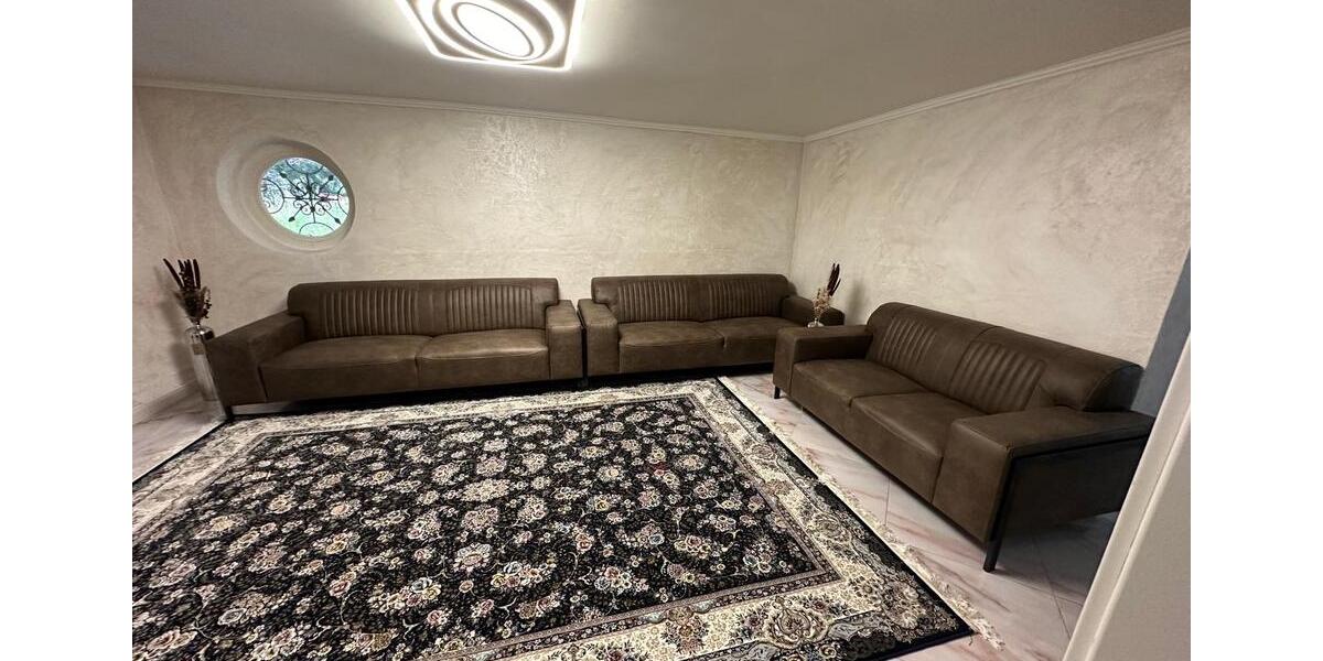 Einfamilienhaus Seevetal - 5 Zimmer, 350 m&sup2;, 2.500&euro; | Angebot:25876035