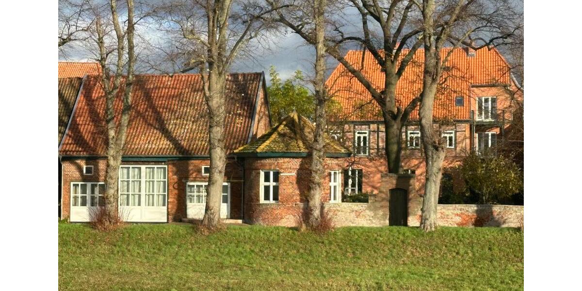 Etagenwohnung Dömitz - 2 Zimmer, 80 m&sup2;, 600&euro; | Angebot:25082376