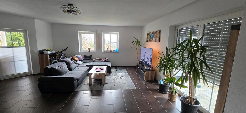 Erdgeschoßwohnung Schönberg - 5 Zimmer, 105 m&sup2;, 650&euro; | Angebot:26006522