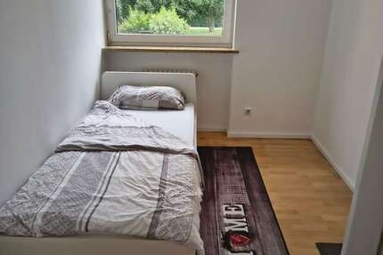Wohnung München-Ramersdorf Ramersdorf - 3 Zimmer, 80 m&sup2;, 700&euro; | Angebot:26767269