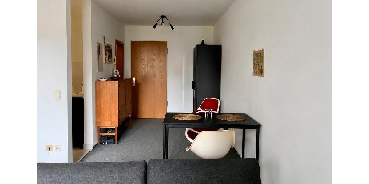 Dachgeschoßwohnung Würzburg Sanderau - 1 Zimmer, 39 m&sup2;, 700&euro; | Angebot:26614974