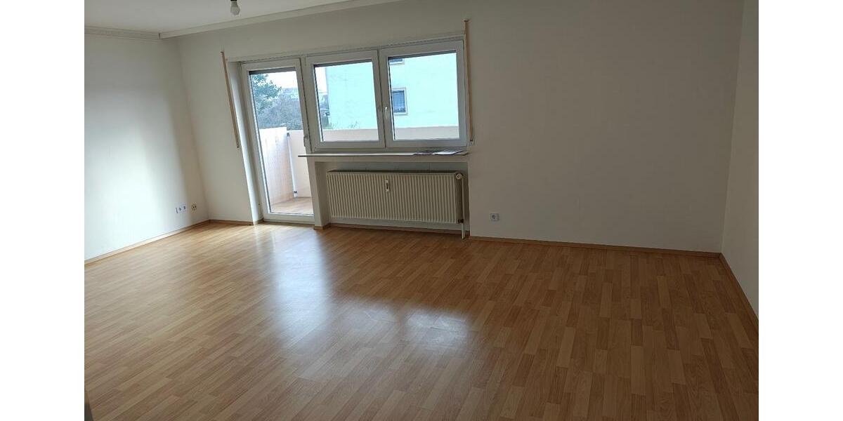 Etagenwohnung Hockenheim - 2 Zimmer, 70 m&sup2;, 750&euro; | Angebot:25452055