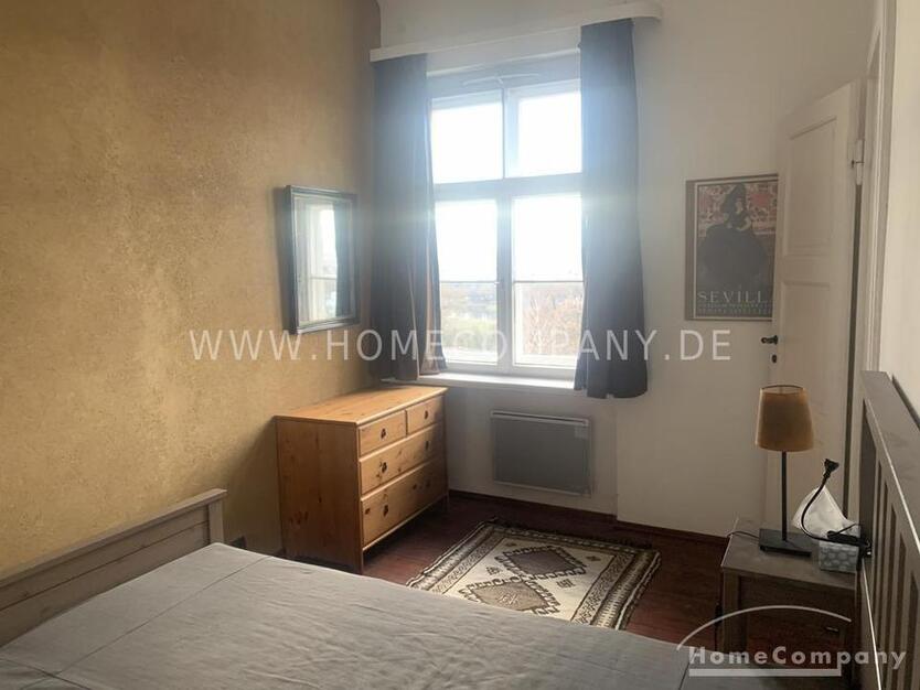 MöbliertFurnished 1,5 Zimmer Apartment mit Dachterrasse in Dresden-Loschwitz max. 2 Personen