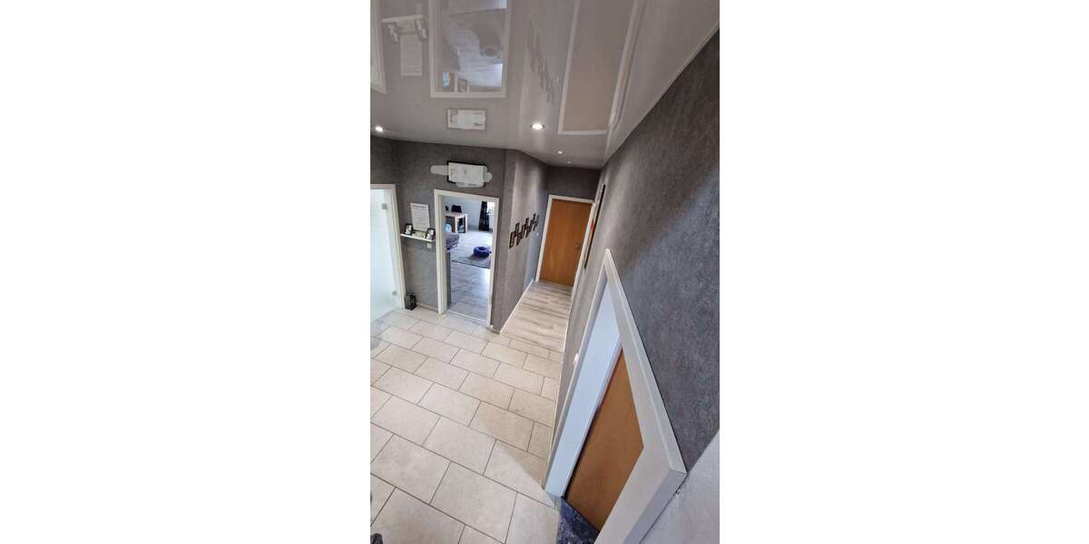 Etagenwohnung Peine-Woltorf Woltorf - 4 Zimmer, 139 m&sup2;, 860&euro; | Angebot:25236383