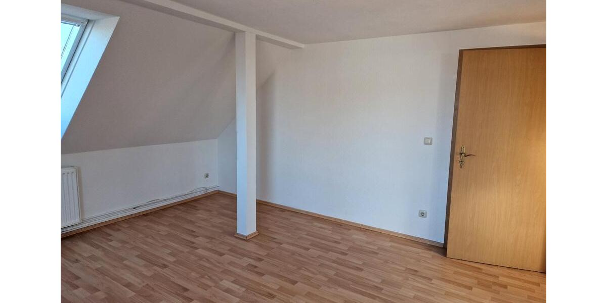 Dachgeschoßwohnung Ludwigslust - 2 Zimmer, 50 m&sup2;, 400&euro; | Angebot:26090230