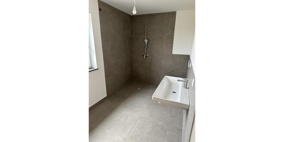 Etagenwohnung Eichendorf - 3 Zimmer, 100 m&sup2;, 1.053&euro; | Angebot:23849317