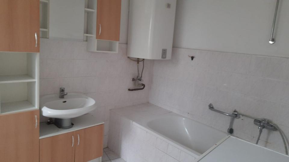 Erdgeschoßwohnung Salzatal - 2 Zimmer, 50 m&sup2;, 250&euro; | Angebot:26636708