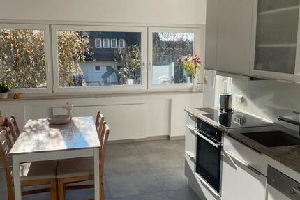 Schöne und möblierte 2,5-Zimmer Wohnung mit Terrasse in Tübingen 2 zimmer