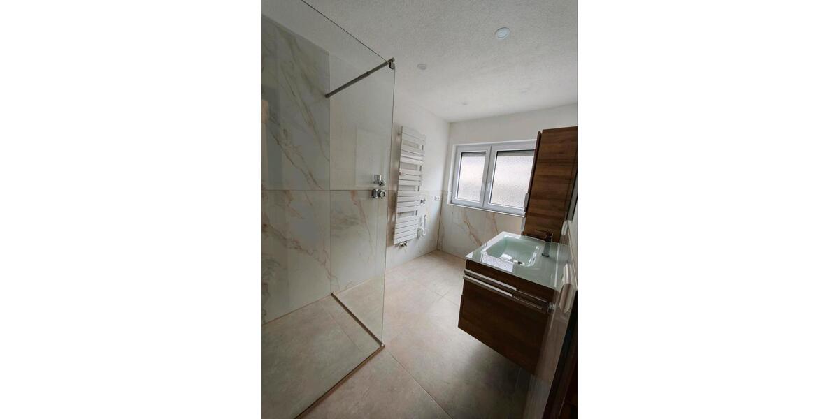 Erdgeschoßwohnung Donzdorf - 3 Zimmer, 102 m&sup2;, 1.060&euro; | Angebot:24831897