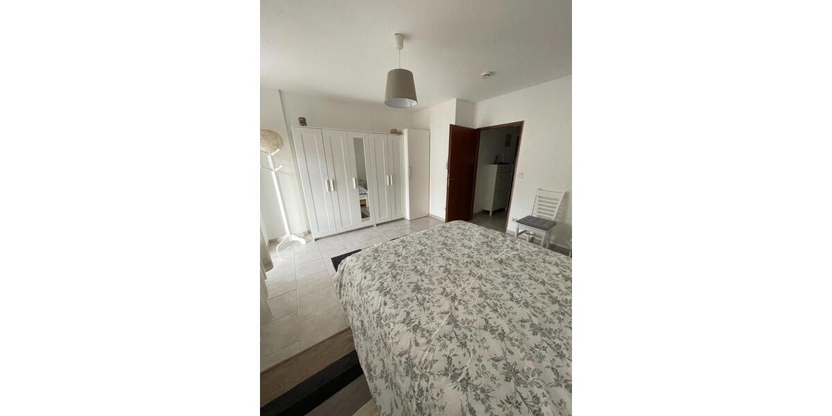 Attraktive, vollmöblierte 2,5-Zimmer-Wohnung in Bonn Altstadt 2.5 zimmer