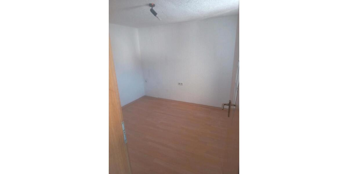Etagenwohnung Bretzfeld - 3 Zimmer, 70 m&sup2;, 900&euro; | Angebot:25329932
