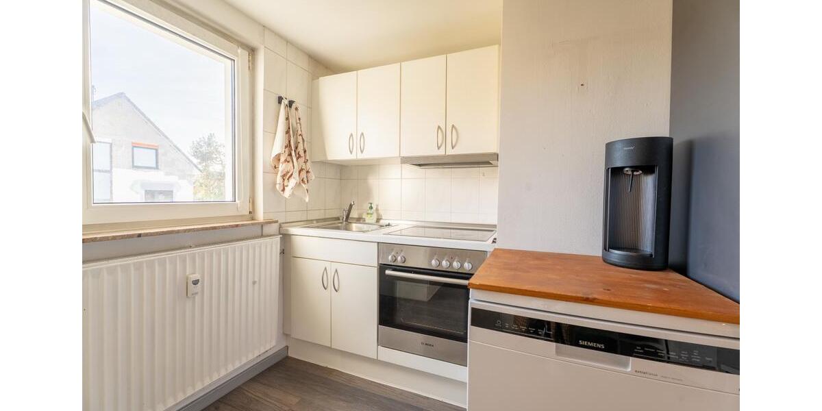 Dachgeschoßwohnung Wiesbaden Mainz-Amöneburg - 2.5 Zimmer, 104 m&sup2;, 1.200&euro; | Angebot:26547082