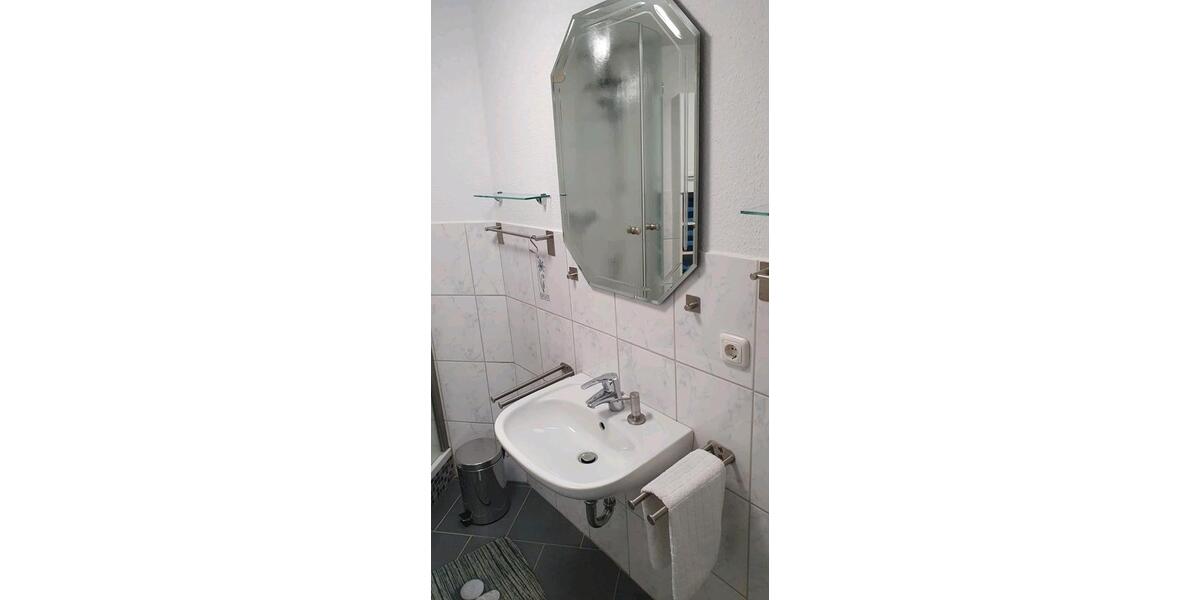 Erdgeschoßwohnung Adendorf - 3 Zimmer, 50 m&sup2;, 430&euro; | Angebot:26648702