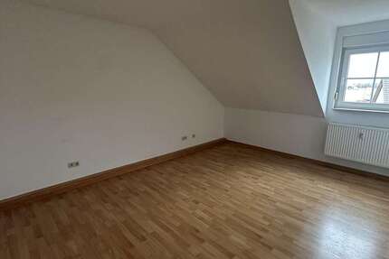 Wohnung Euskirchen Dom-Esch - 4 Zimmer, 70 m&sup2;, 339&euro; | Angebot:26071234