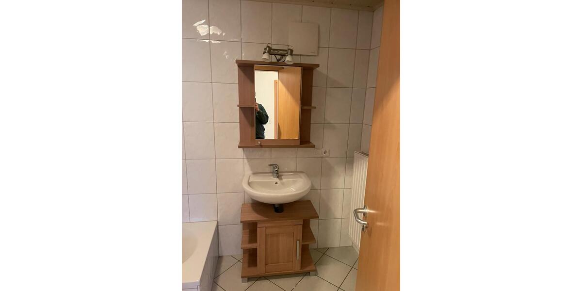 Erdgeschoßwohnung Schlüsselfeld - 2 Zimmer, 65 m&sup2;, 500&euro; | Angebot:25838033