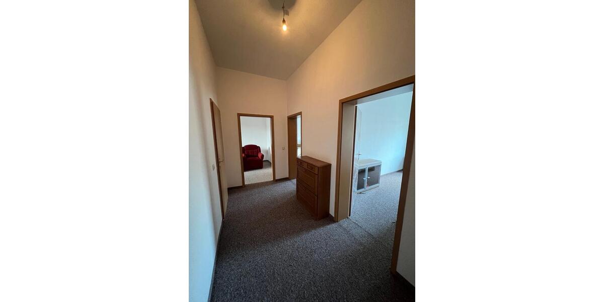 Etagenwohnung Neupetershain - 3 Zimmer, 74 m&sup2;, 592&euro; | Angebot:26561511