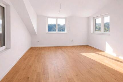 Wohnung Altensteig - 4.5 Zimmer, 85 m&sup2;, 1.350&euro; | Angebot:26585691