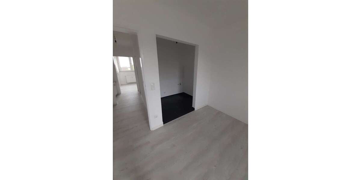 Etagenwohnung Essen Südviertel - 2.5 Zimmer, 33 m&sup2;, 400&euro; | Angebot:27234244