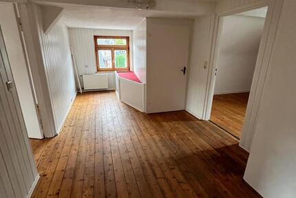 Wohnung Herdorf - 3 Zimmer, 70 m&sup2;, 400&euro; | Angebot:25145635