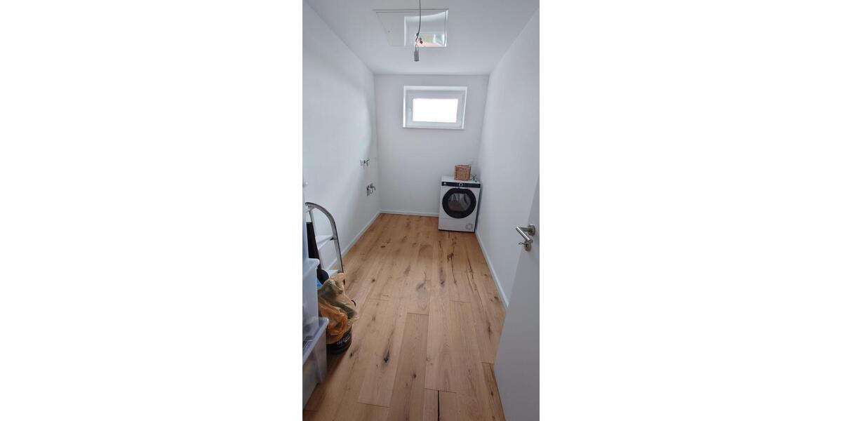 Einfamilienhaus Zetel - 3 Zimmer, 117 m&sup2;, 1.282&euro; | Angebot:24535305